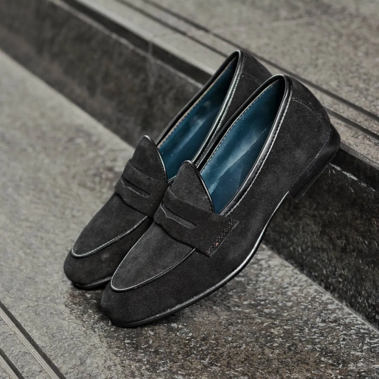 509-2 Belgian Loafers Suede Black