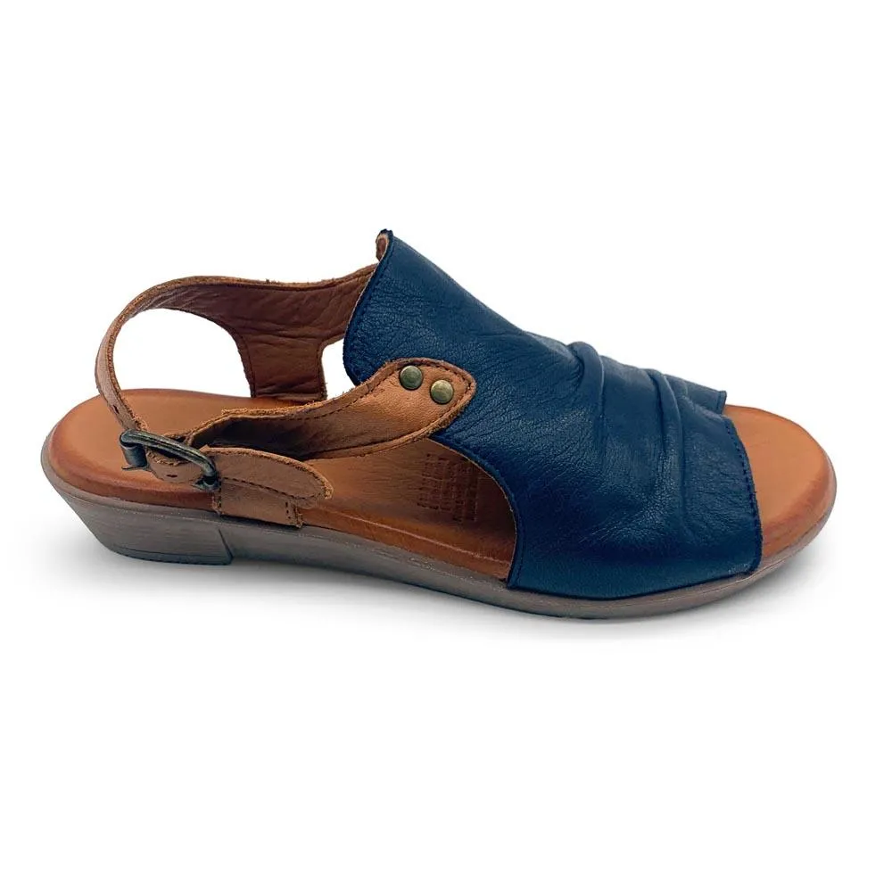 Bueno Women's Aliah Navy