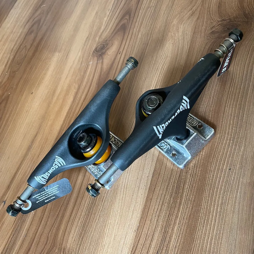 INDEPENDENT - Stage 11 (Mason Black/Silver) Skateboard Trucks