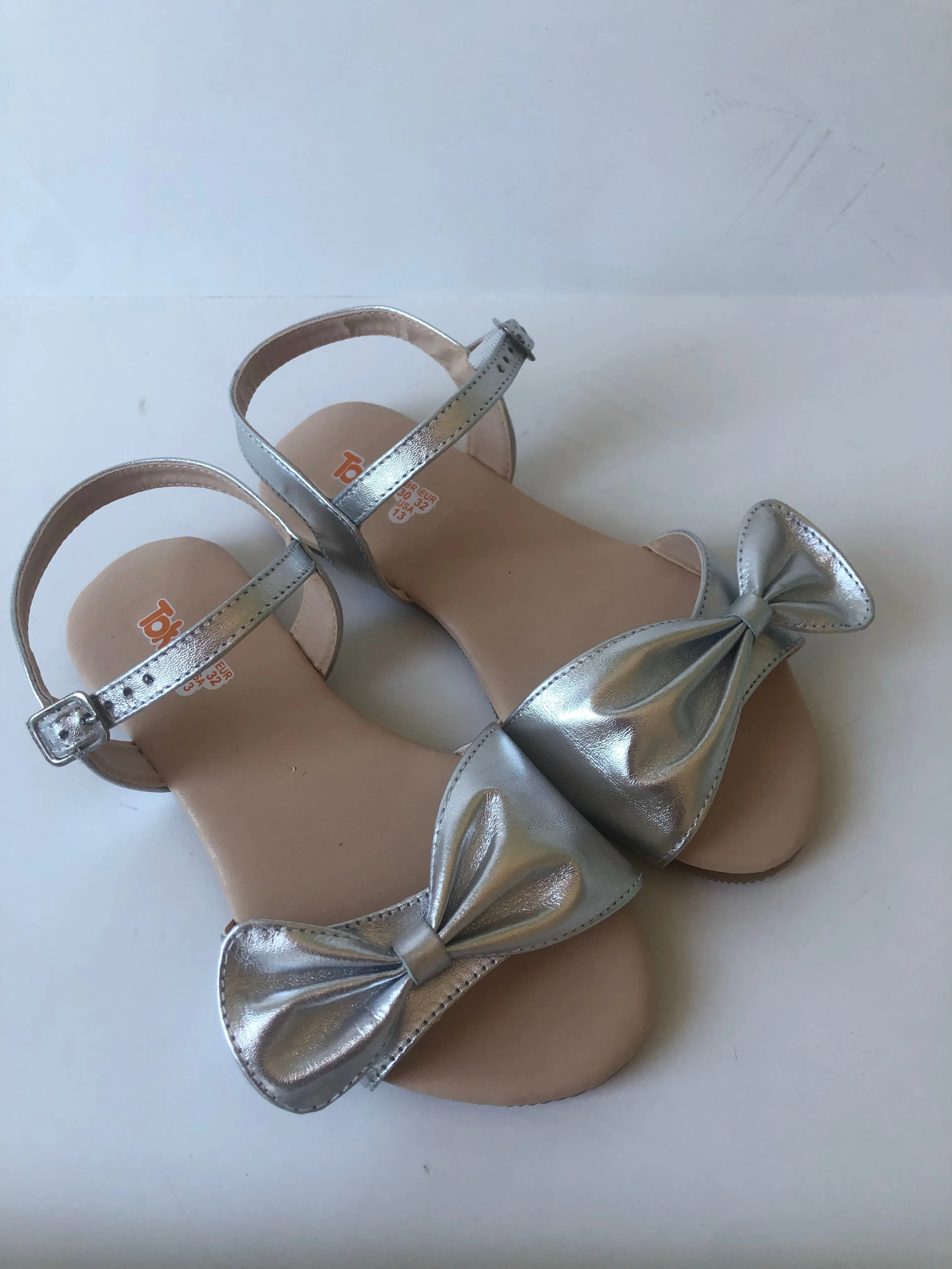 Silver Sandal with side bow